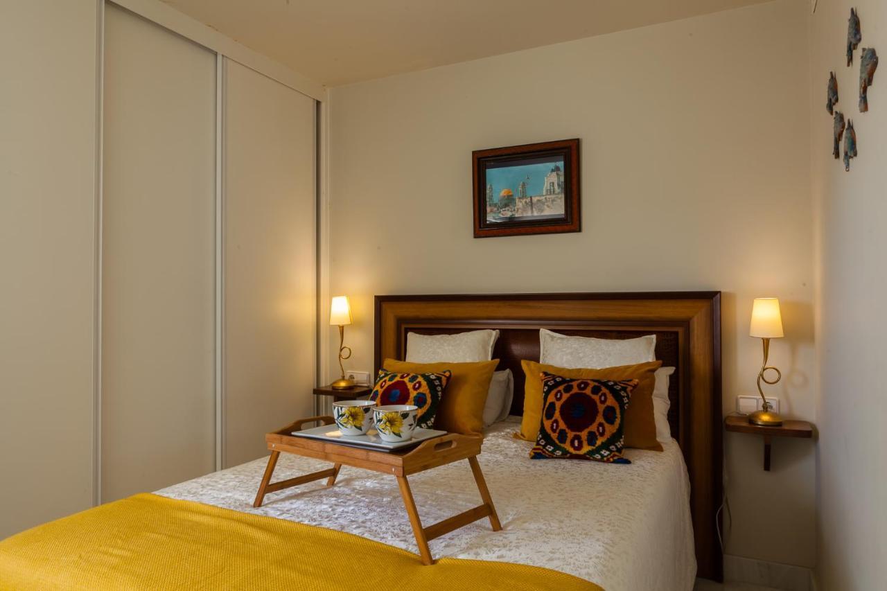 ***** Attic With Impressive Views And Jacuzzi Apartment Cadiz Exterior photo