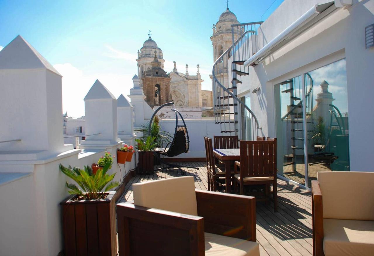 ***** Attic With Impressive Views And Jacuzzi Apartment Cadiz Exterior photo